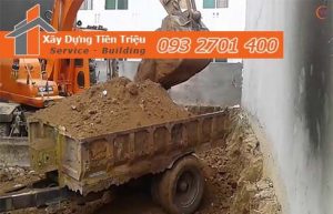 Thi công đào đất tầng hầm Quận 11 bằng cơ giới.