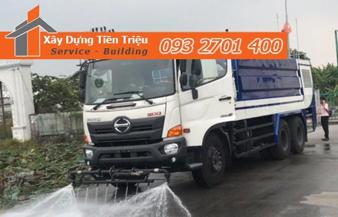 Công ty Tiền Triệu cho thuê xe bồn chở nước tưới cây xanh Quận 10